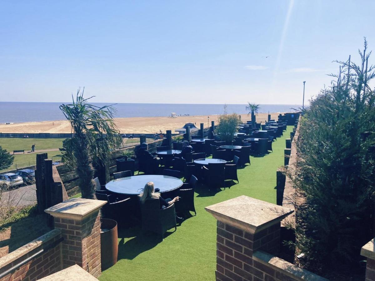 Cliff Hotel Great Yarmouth Esterno foto
